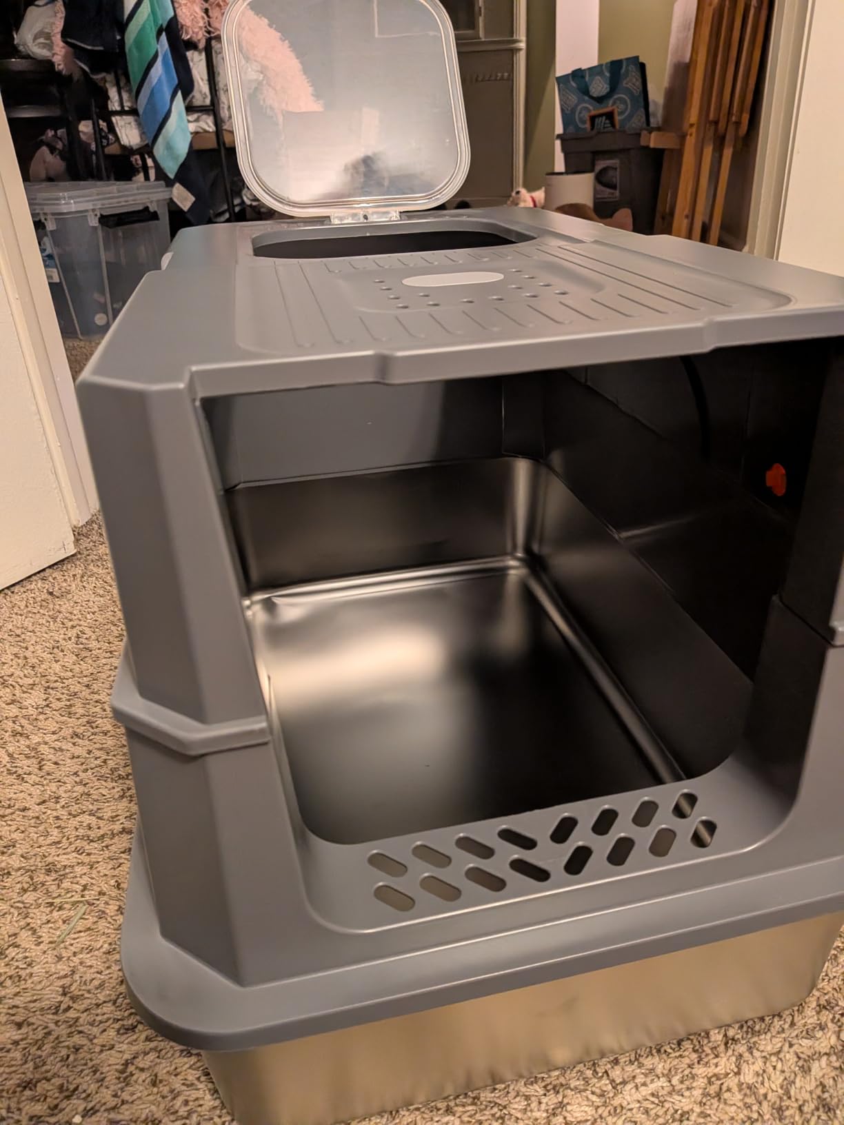 FURTIME Stainless Steel Litter Box with Lid, Enclosed Metal Cat Litter Box customer photo 1