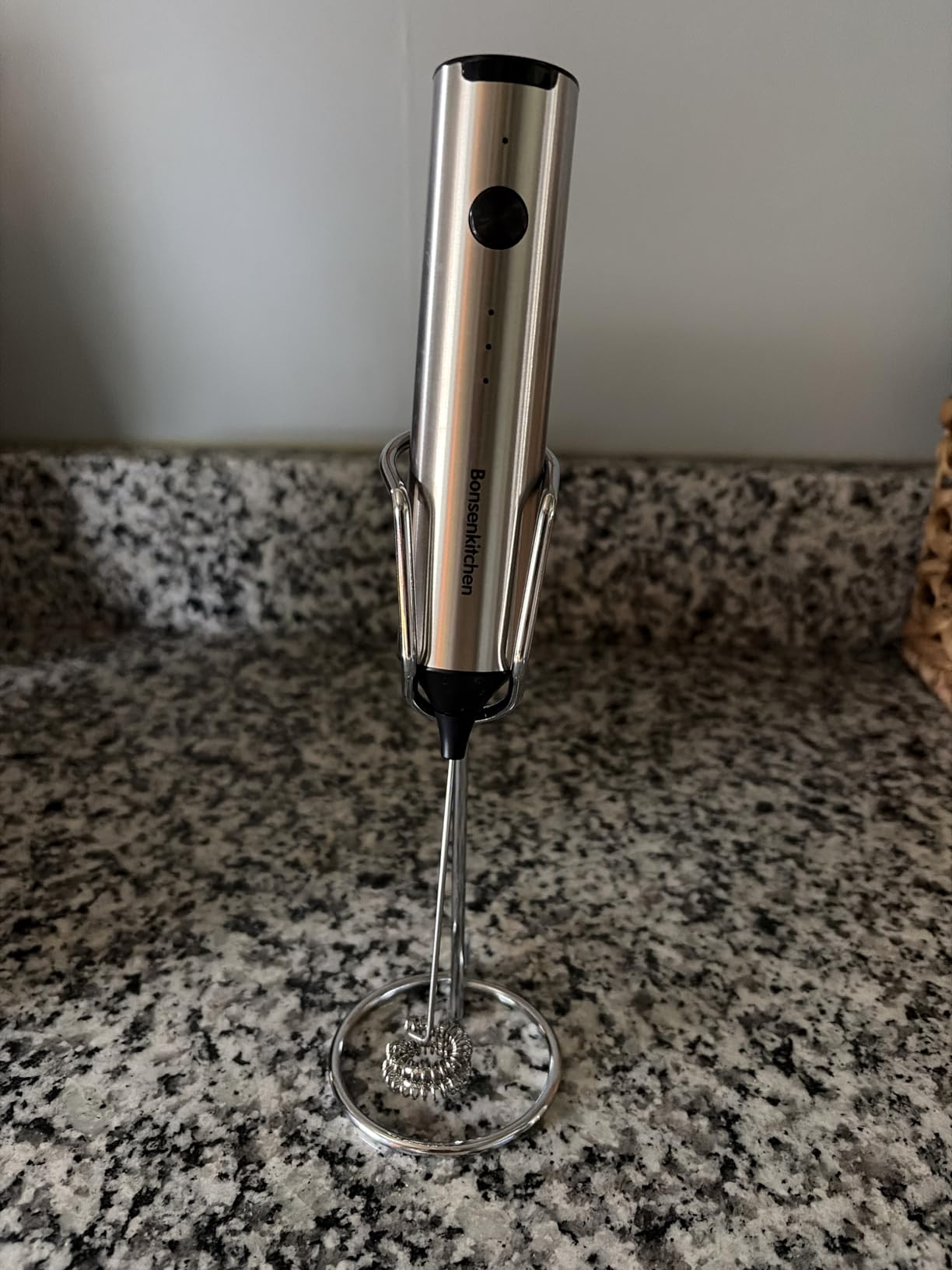 Bonsenkitchen Rechargeable Milk Frother with Stand, 3-Speed Handheld Coffee customer photo 1