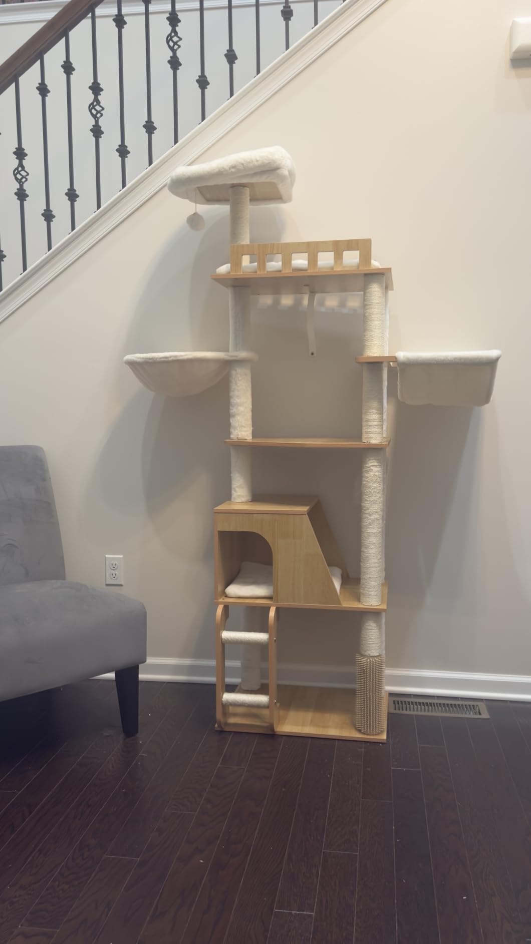Hey-brother Wooden Cat Tree, Furniture Tower with Large Platforms, MPJ121SR customer photo 1
