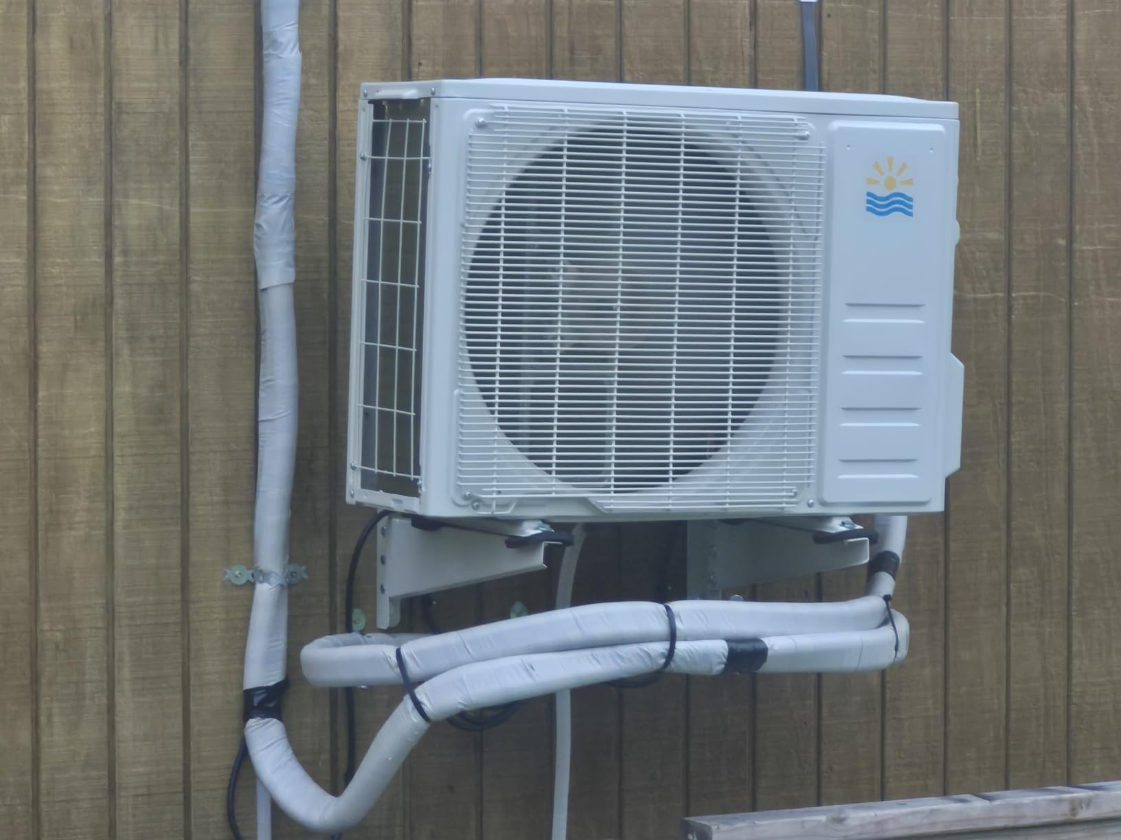 17000 BTU Mini Split AC/Heating System - Pre-charged Split Air Conditioner with Heat Pump, 17 SEER2, 230V Energy Efficient, Works Down to 5°F, Ductless, Covers Up to 1250 Sq. Ft. customer photo 2