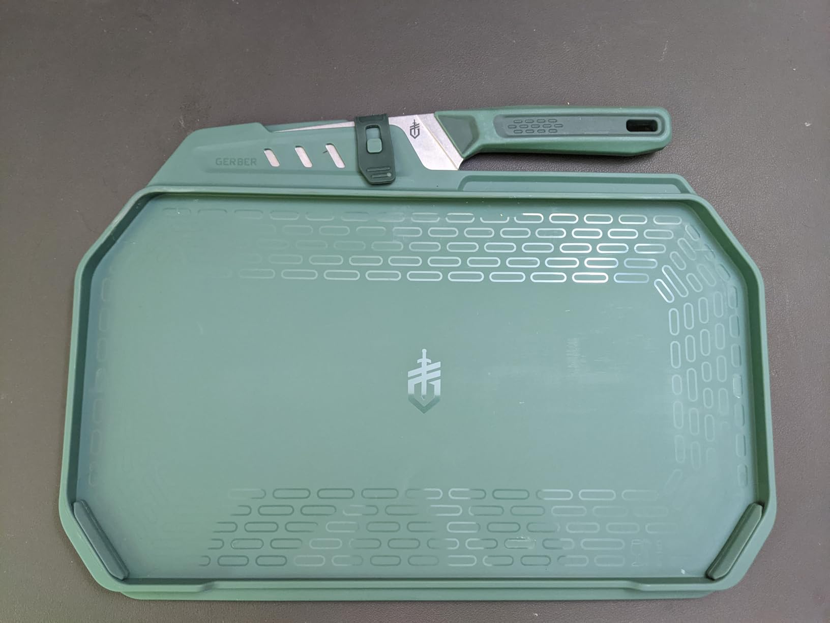 Gerber Gear ComplEAT Cutting Board Set - Cutting Board Kit with Polypropylene & Bamboo Cutting Boards - Features Paring Knife & Chef's Knife for camping picnics and outdoors customer photo 1
