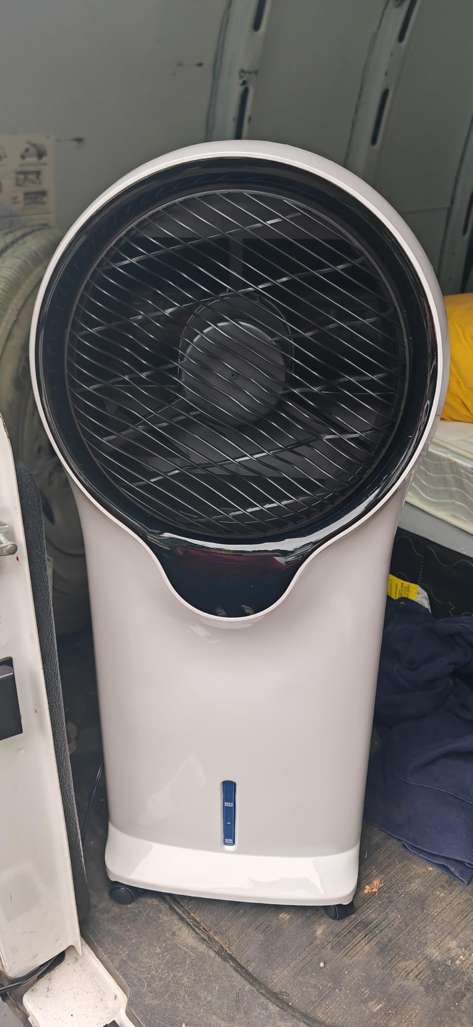 2000CFM Portable Evaporative Air Cooler for Indoor Use customer photo 1