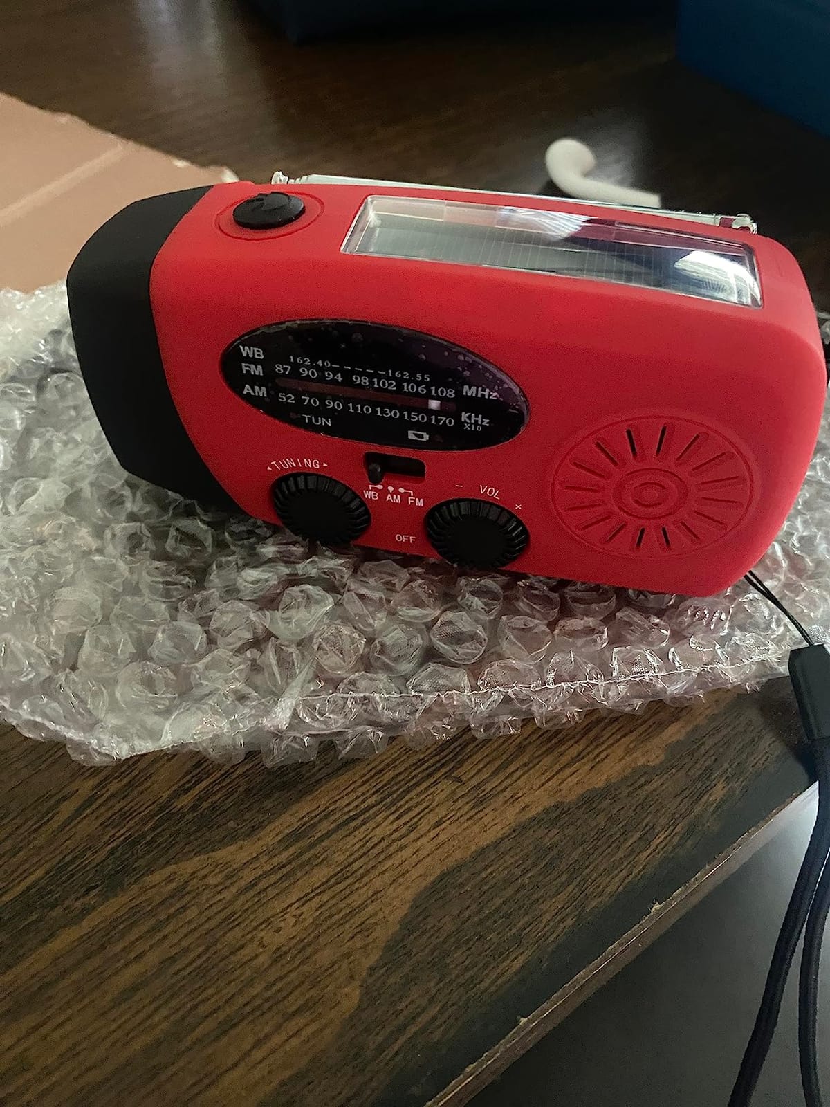 Emergency NOAA Weather Radio, 10000mAh, Solar Hand Crank Radio with AM/FM customer photo 2