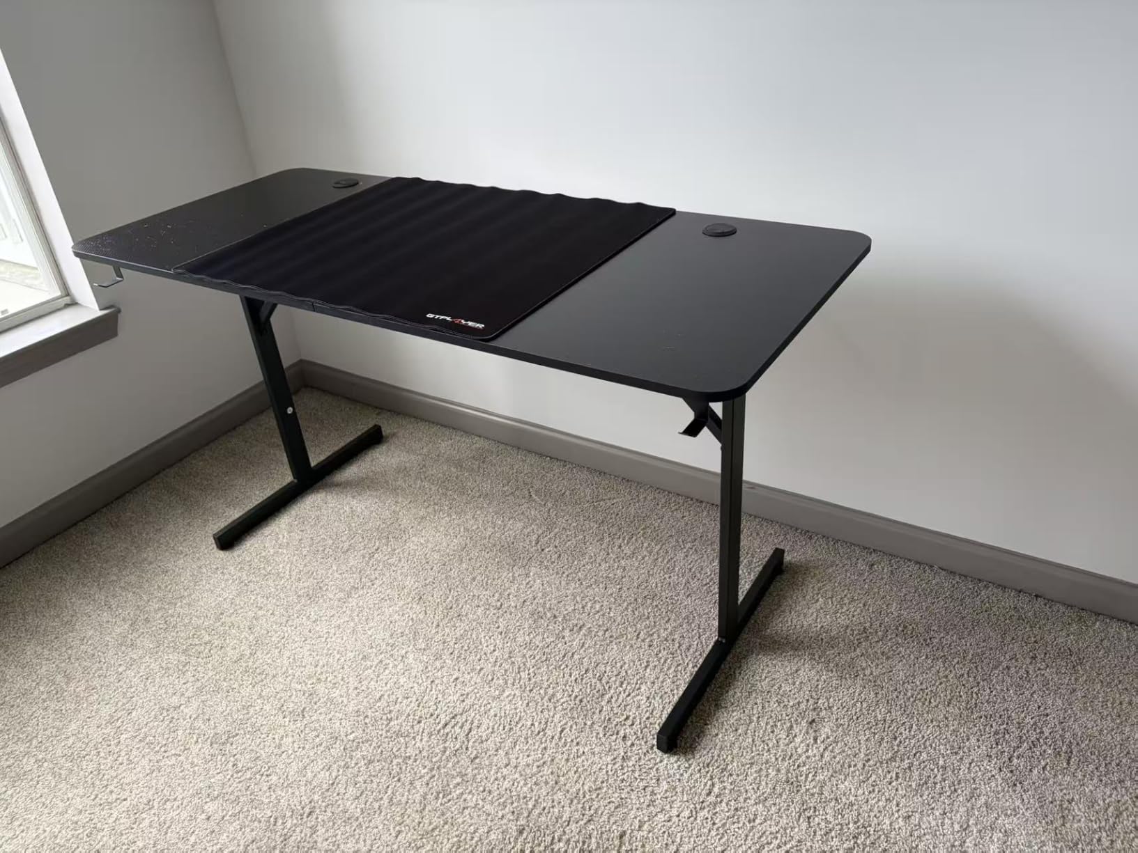 GTPLAYER Gaming Desk 55 Inch with LED Lights, Large Computer Desk with Mouse Pad for Home Office, T-Shaped Carbon Fibre Surface PC Game Workstations with Headphone Hook customer photo 2