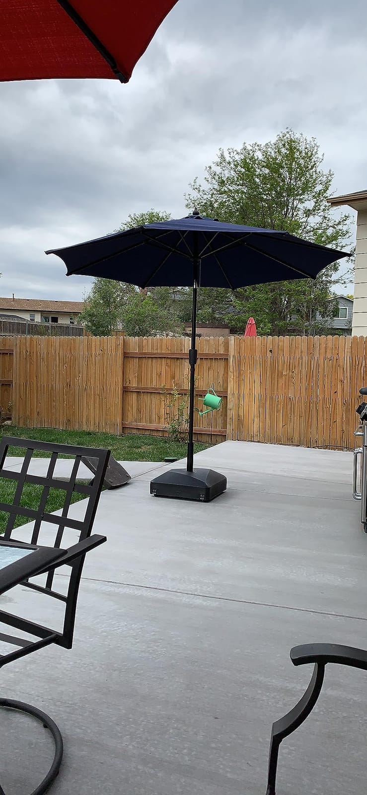Maple99 Heavy Duty Umbrella Base with Wheels, Fillable Windproof Pole Holder, 125 lbs customer photo 2