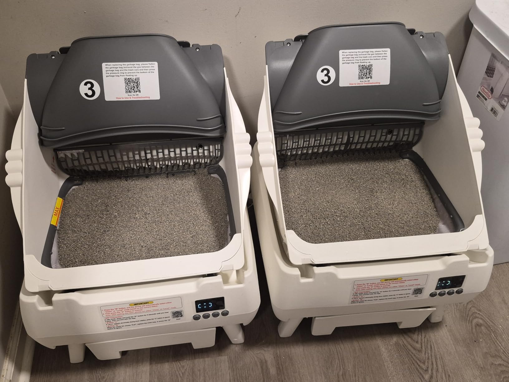Automatic Cat Litter Box Self Cleaning - App Control, Open-Design, Smart Health Monitor, Suitable for Medium Cats and Kittens, Anti-Pinch Safety, Quiet Operation - White customer photo 1