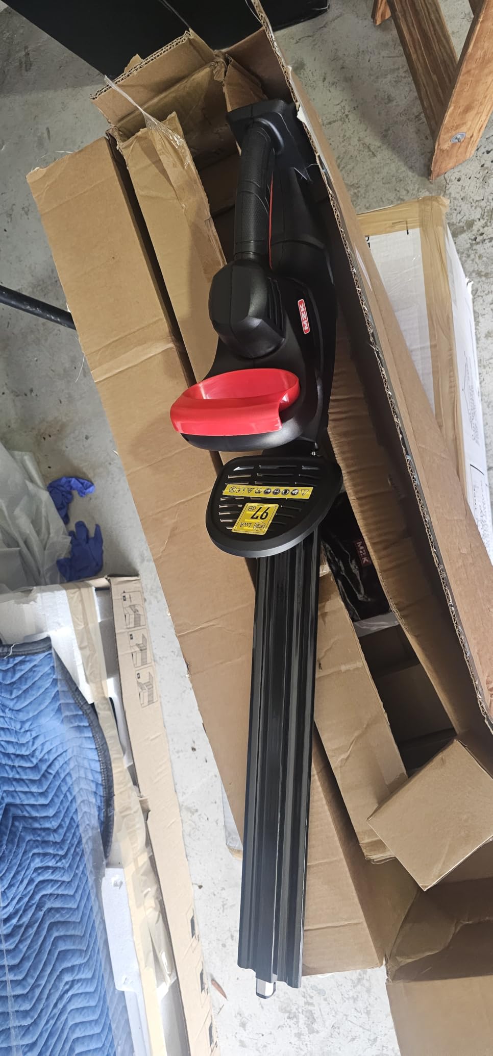 MZK 20V 23-Inch Cordless Hedge Trimmer with 2 x 4Ah Batteries customer photo 2