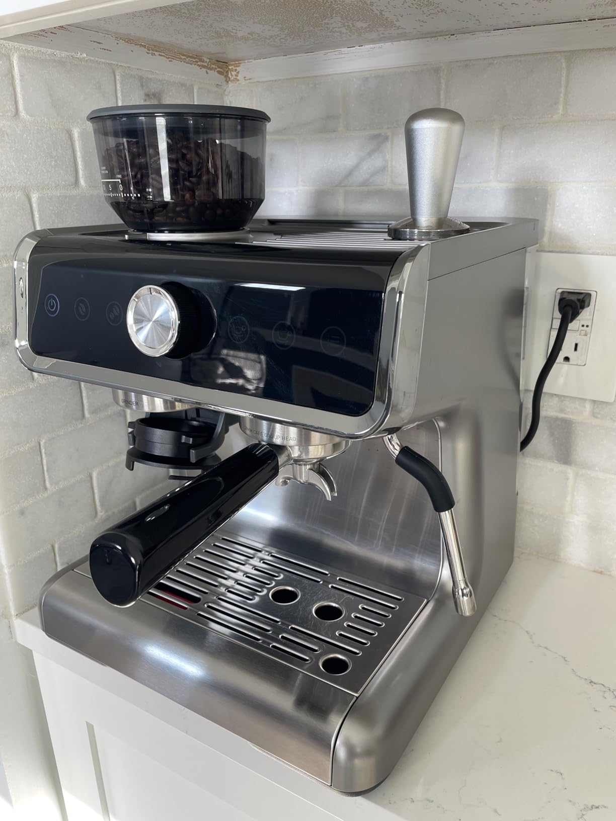 EUHOMY Automatic Espresso Machine with Built-in Grinder and Milk Frother customer photo 2
