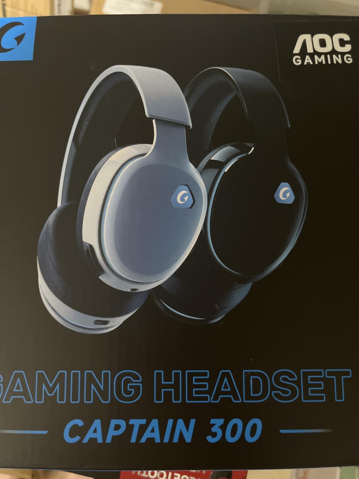 AOC 2.4GHz Wireless Gaming Headset for PS5, PS4, PC, Switch, 45Hr, White customer photo 2